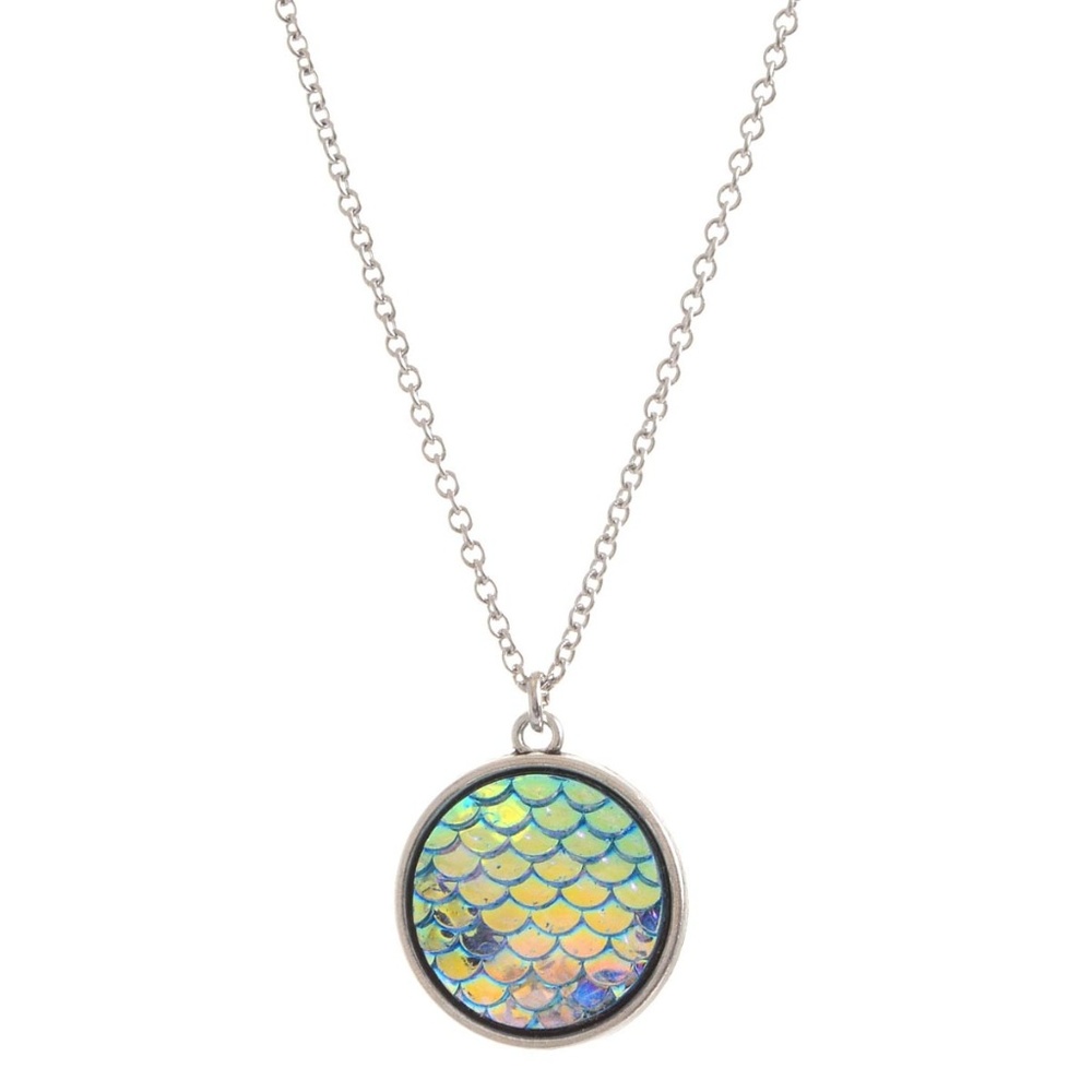 NEW Mermaid Scales Sea Siren Shimmer Necklace